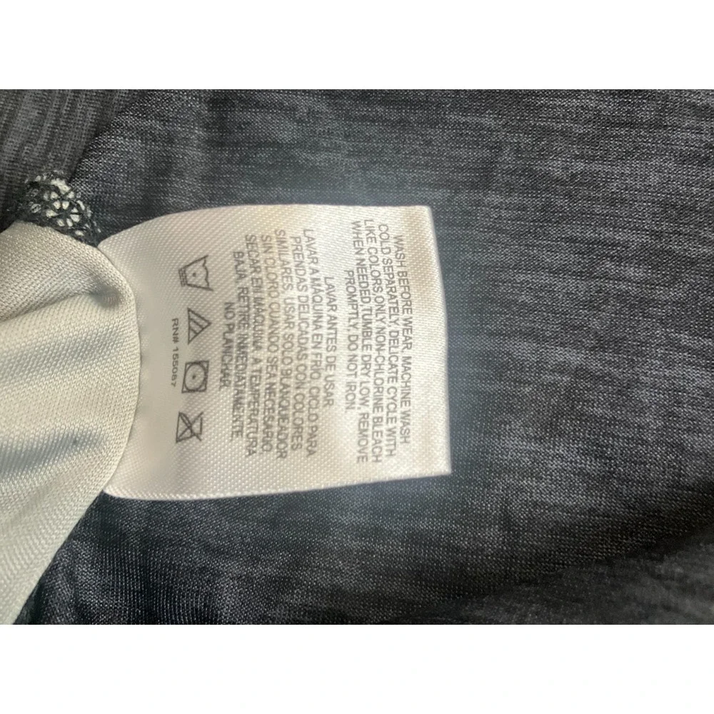 Surf Zone Authentic Swim Shirt Mens XL Gray White Contrast Stitching Performance